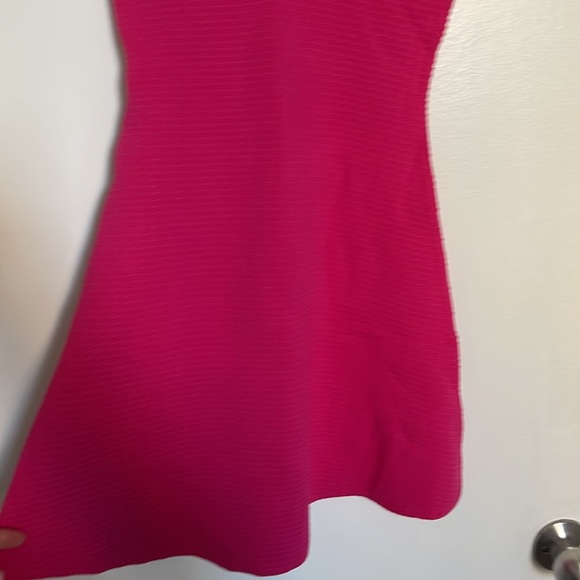 Stunning Raspberry knit dress - Picture 3 of 6